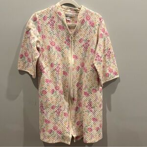 Miss Elaine Zip Up Robe